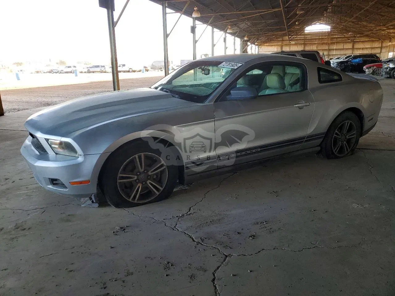 Ford Mustang 3.7L 6 2012
