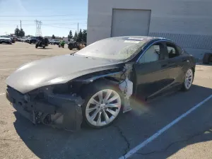Tesla Model S 2019