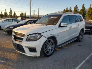 Mercedes-Benz GL 63 AMG 5.5L 8 2015