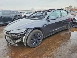 Tesla Model 3 2024