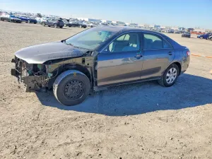 Toyota Camry BASE 2.5L 4 2010