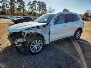 BMW X5 XDRIVE40I 3.0L 6 2019