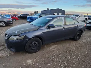 Toyota Camry BASE 2.5L 4 2011