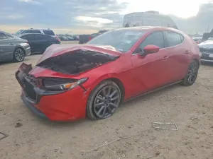 Mazda 3 PREFERRED 2.5L 4 2022