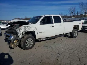 Chevrolet Silverado 1500 K2500 HEAVY DUTY 6.6L 8 2013
