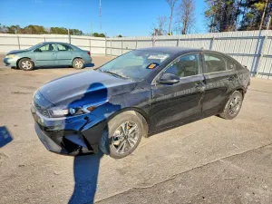 Kia Cerato / Forte / K3 LX 2 L 4 2024