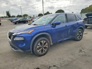 Nissan Rogue SV 2.5L 4 2021