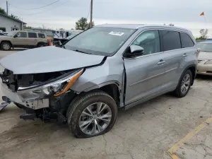 Toyota Highlander 3.5L 6 2015