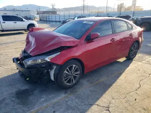 Kia Cerato / Forte / K3 LX 2 L 4 2023
