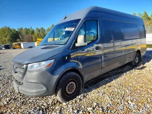 Mercedes-Benz Sprinter 2500/3500 3.0L 6 2019