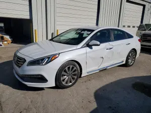 Hyundai Sonata SPORT 2.4L 4 2015