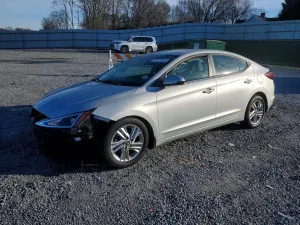 Hyundai Elantra SEL 2.0L 4 2019