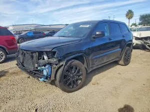 Jeep Grand Cherokee LAREDO 3.6L 6 2020