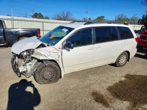 Toyota Sienna CE 3.5L 6 2008