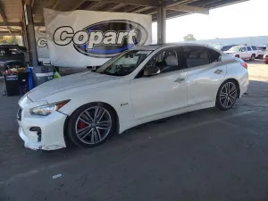 Infiniti Q50 RED SPORT 400 3.0L 6 2017