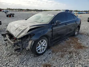 Ford Fusion SE 2.5L 4 2014
