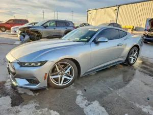 Ford Mustang 2.3L 4 2024