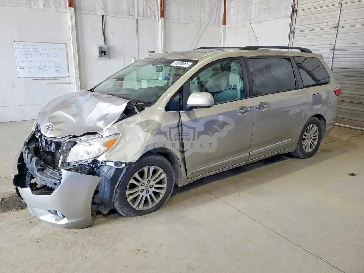 Toyota Sienna XLE 3.5L 6 2015