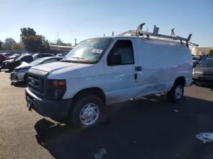 Ford Econoline E250 VAN 4.6L 8 2013
