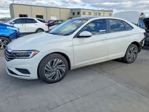 Volkswagen Jetta SEL 1.4L 4 2021