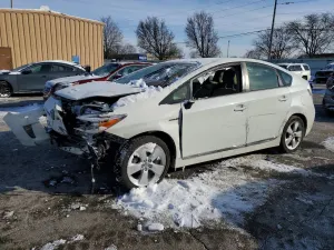 Toyota Prius 1.8L 4 2013