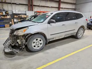 Chevrolet Traverse LS 3.6L 6 2011