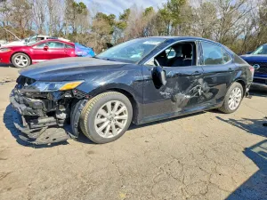 Toyota Camry L 2.5L 4 2019