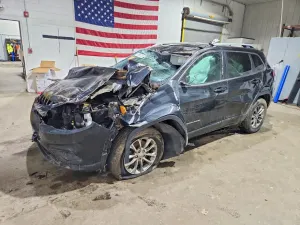 Jeep Cherokee LATITUDE PLUS 2.4L 4 2019