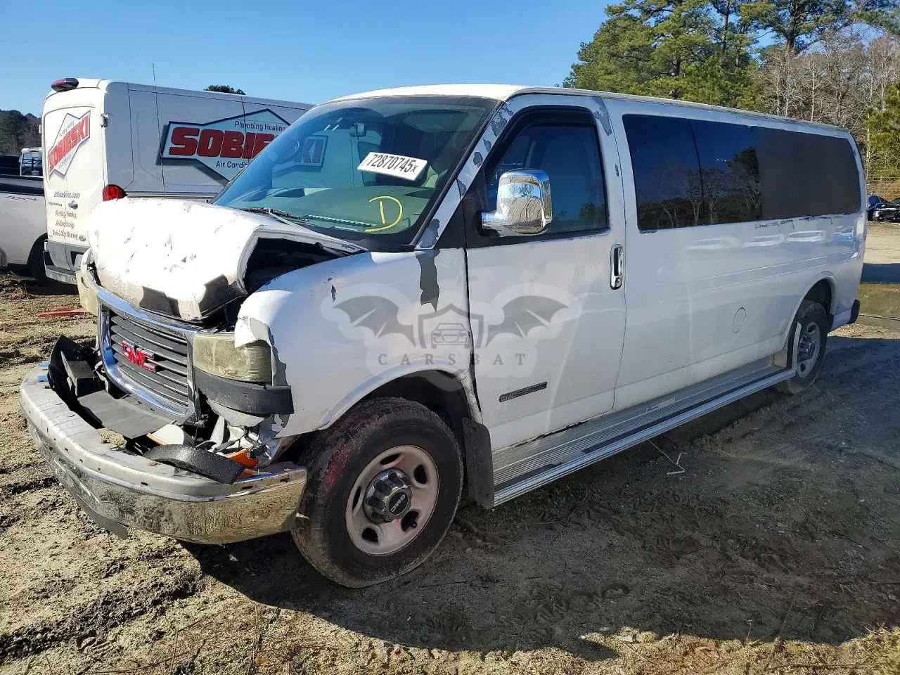 GMC Savana G3500 6.0L 8 2006