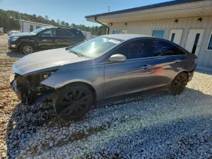 Hyundai Sonata SE 2.4L 4 2012