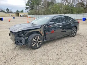 Nissan Altima SL 2.5L 4 2019