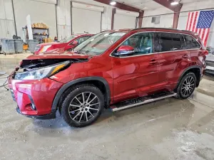 Toyota Highlander SE 3.5L 6 2018