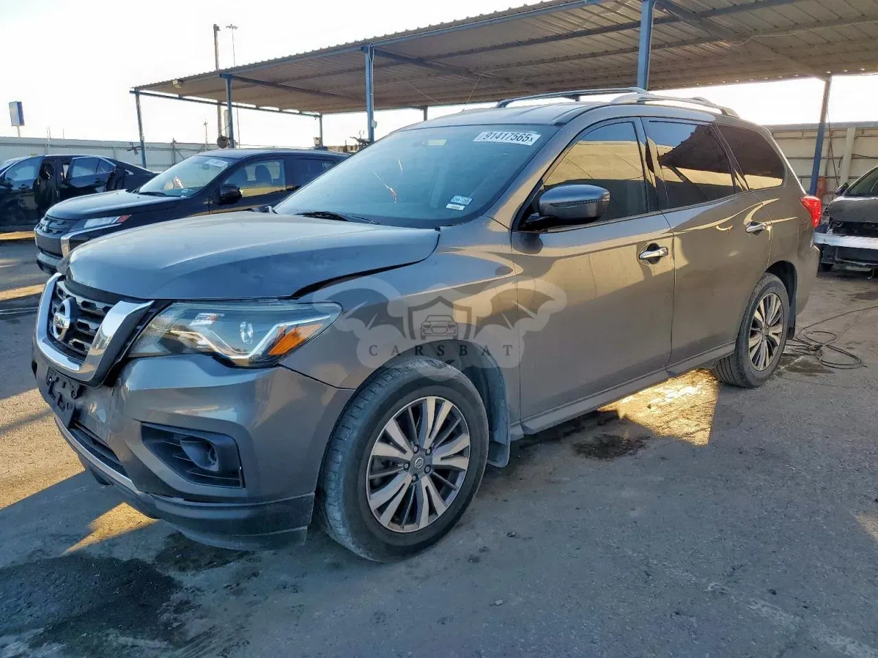 Nissan Pathfinder S 3.5L 6 2020