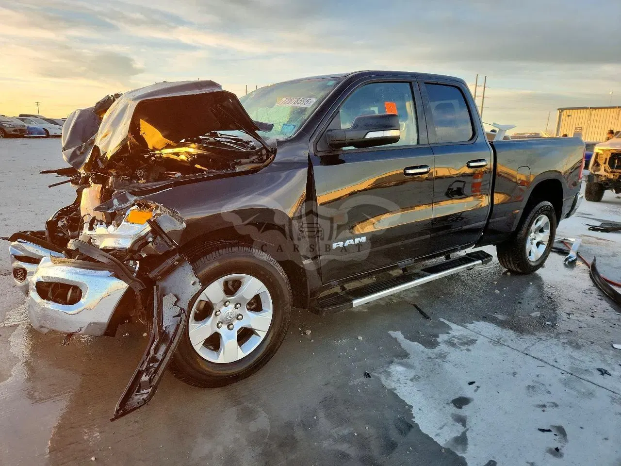 RAM 1500 BIG HORN/LONE STAR 5.7L 8 2019