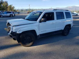 Jeep Patriot SPORT 2.4L 4 2016