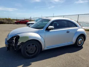 Volkswagen Beetle 1.8T 1.8L 4 2015