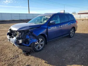 Nissan Pathfinder S 3.5L 6 2017