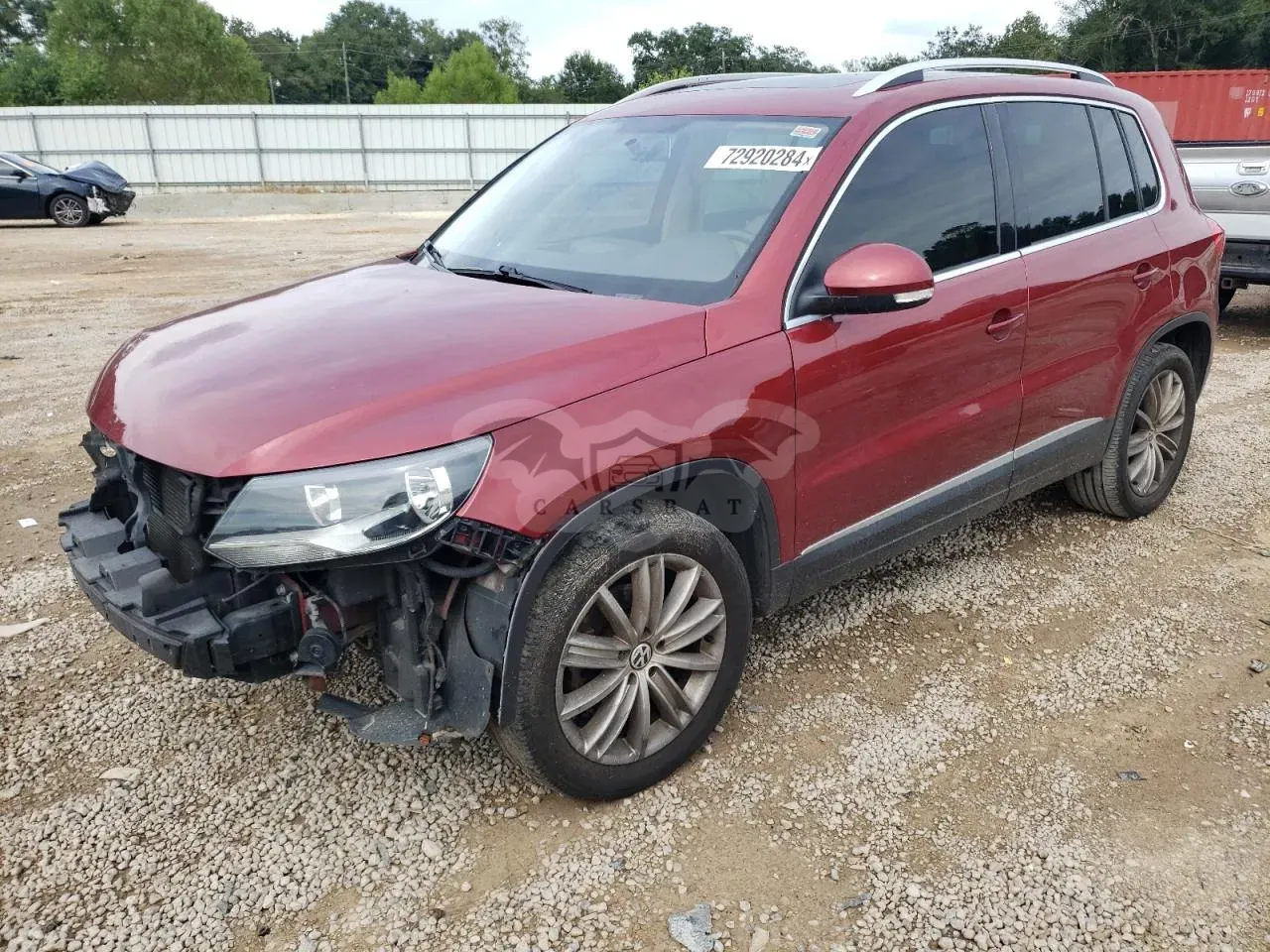 Volkswagen Tiguan S 2.0L 4 2014