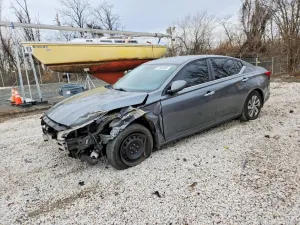 Nissan Altima S 2.5L 4 2020