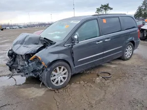 Chrysler Town & Country TOURING L 3.6L 6 2012