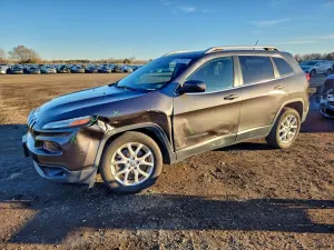 Jeep Cherokee LATITUDE 2.4L 4 2015