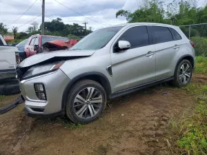 Mitsubishi Outlander SE 2.0L 4 2022