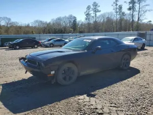 Dodge Challenger SXT 3.6L 6 2013