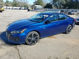 Nissan Altima SR 2.5L 4 2024