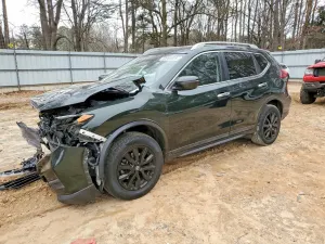 Nissan Rogue S 2.5L 4 2020