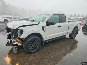 Ford F-150 SUPER CAB 5.0L 8 2023