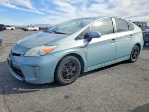 Toyota Prius 1.8L 4 2013