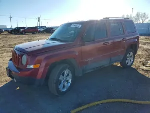 Jeep Patriot LATITUDE 2.4L 4 2012