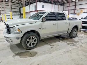 RAM 1500 LARAMIE 5.7L 8 2016