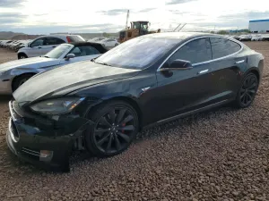 Tesla Model S 2014
